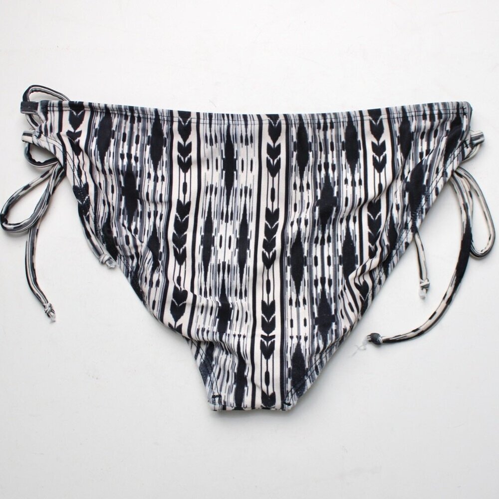 L*Space Black White Tribal Print Outlaw Full Cut Bikini 2 PC Set Size Small - Picture 6 of 10
